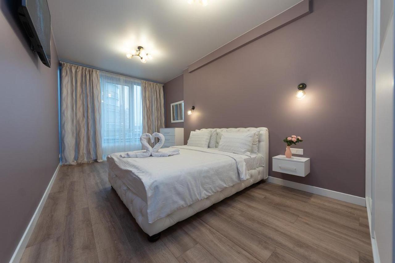 New Modern Apartments. Metro Minskaya Kijev Kültér fotó
